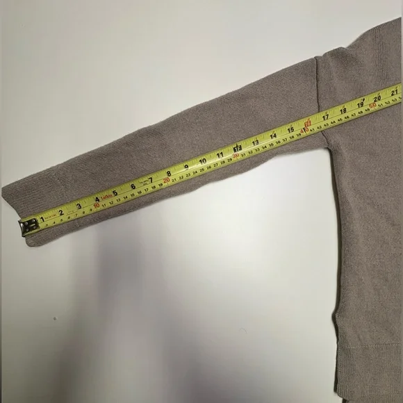 Babaton By Aritzia Womens Large Soft Brown 100% Merino Wool Crewneck Sweater Lux - Picture 8 of 9